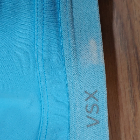 Victoria's Secret VSX Incredible Sports Bra 34C - Picture 12 of 12